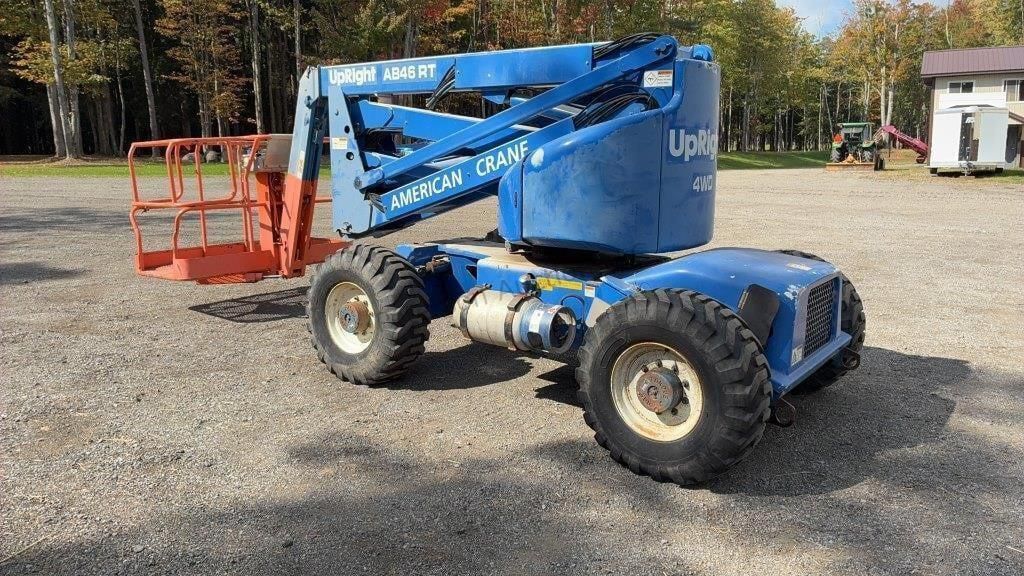 1999 Upright AB46RT Equipment Image0