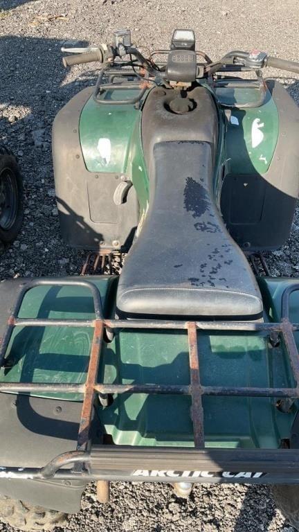 Image of Arctic Cat 300 equipment image 4