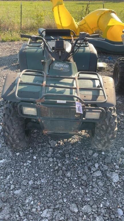 Image of Arctic Cat 300 equipment image 1