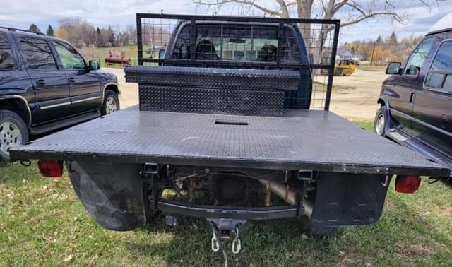 Image of Ford F-350 equipment image 4