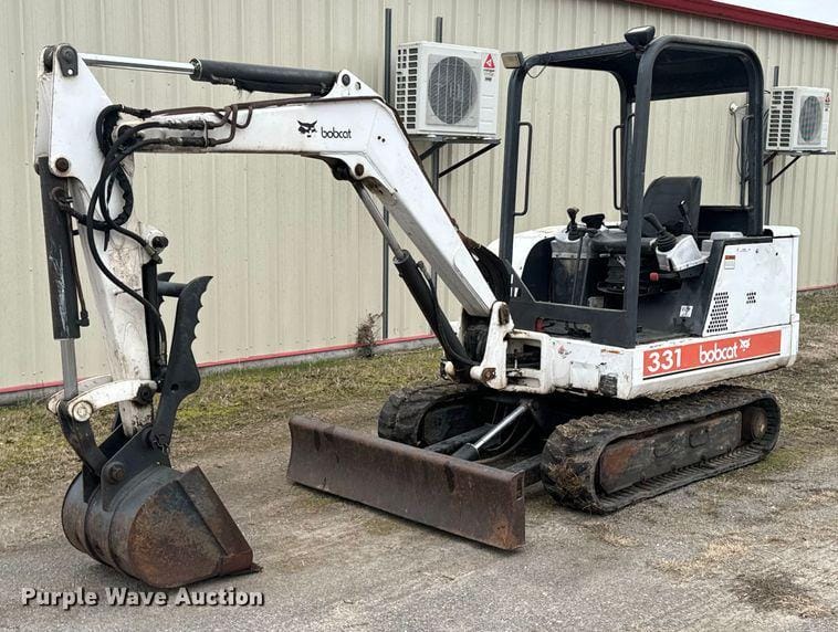 Main image Bobcat 331