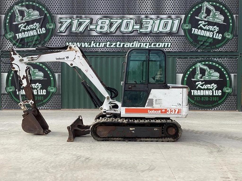 1999 Bobcat 337 Equipment Image0
