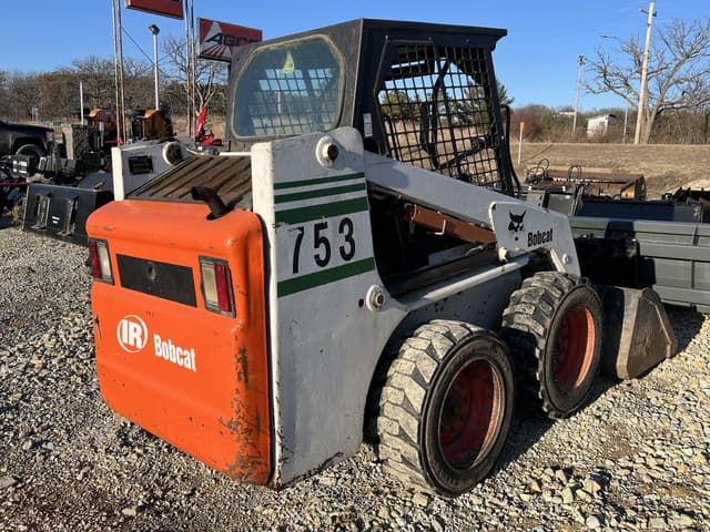 Image of Bobcat 753 equipment image 1