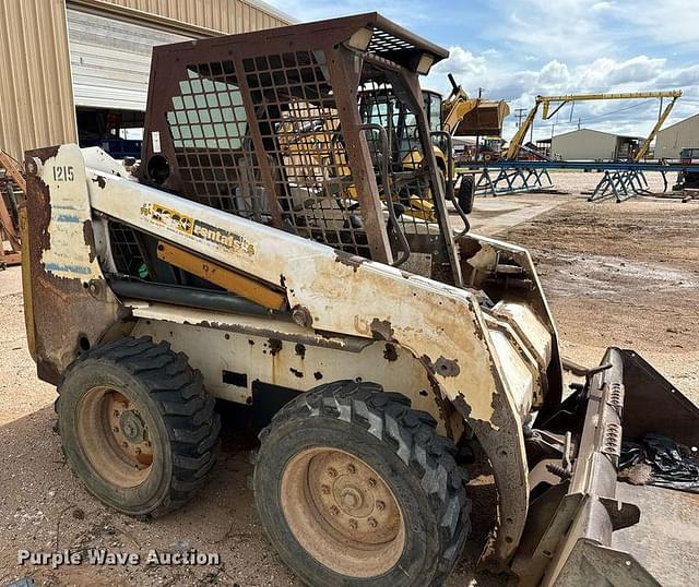 Image of Bobcat 763 equipment image 2