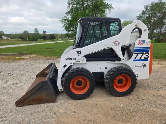 Image of Bobcat 773 equipment image 4