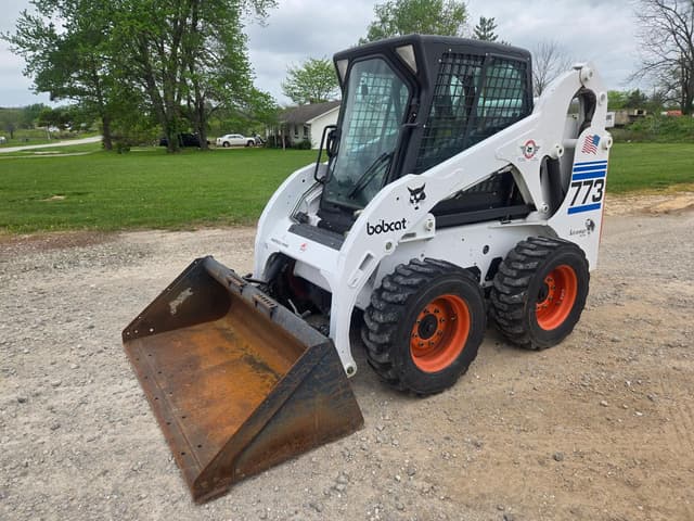 Image of Bobcat 773 equipment image 2