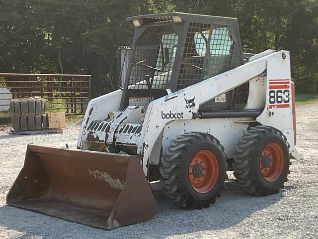 Image of Bobcat 863 equipment image 1
