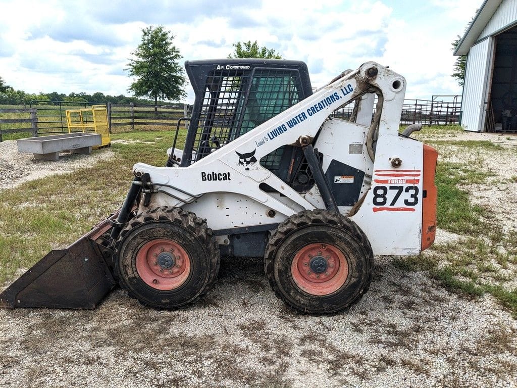 1999 Bobcat 873 Equipment Image0