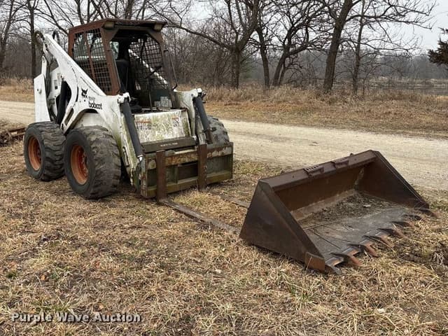 Image of Bobcat 873 equipment image 2