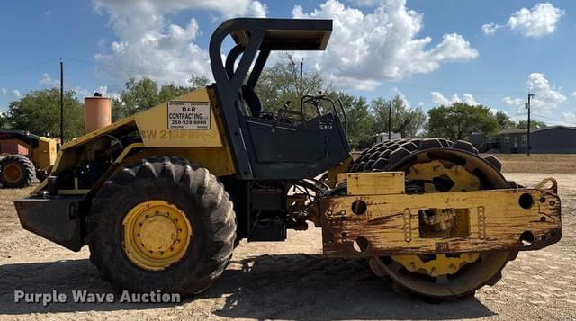 Image of Bomag BW213PDH-3 equipment image 3