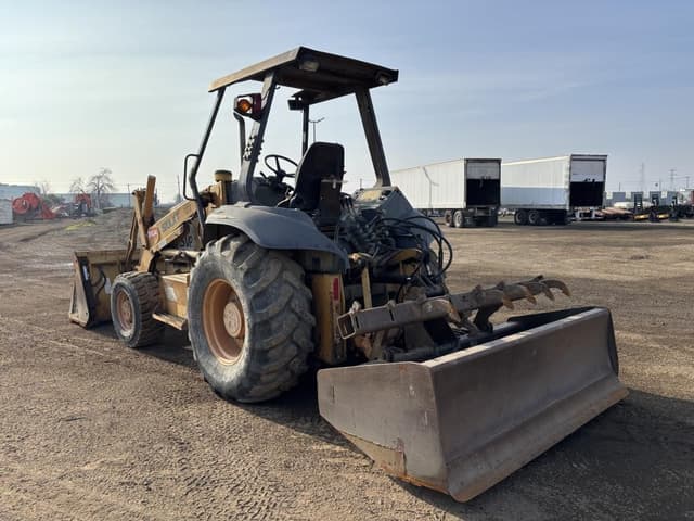 Image of Case 570LXT equipment image 3