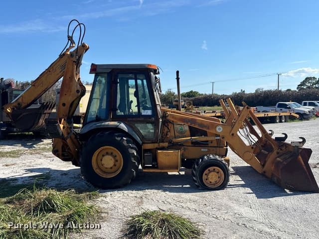 Image of Case 580 Super L equipment image 3