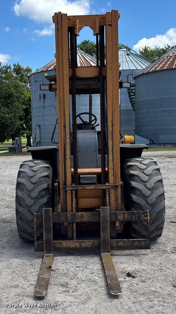 Image of Case 586G equipment image 1