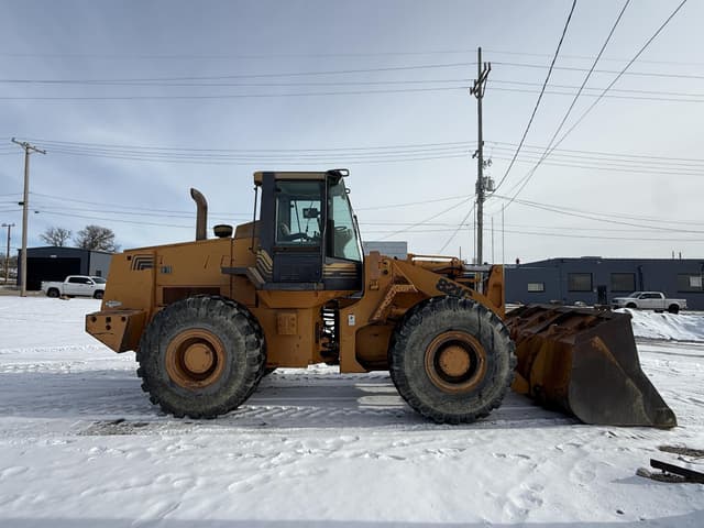 Image of Case 821C equipment image 4