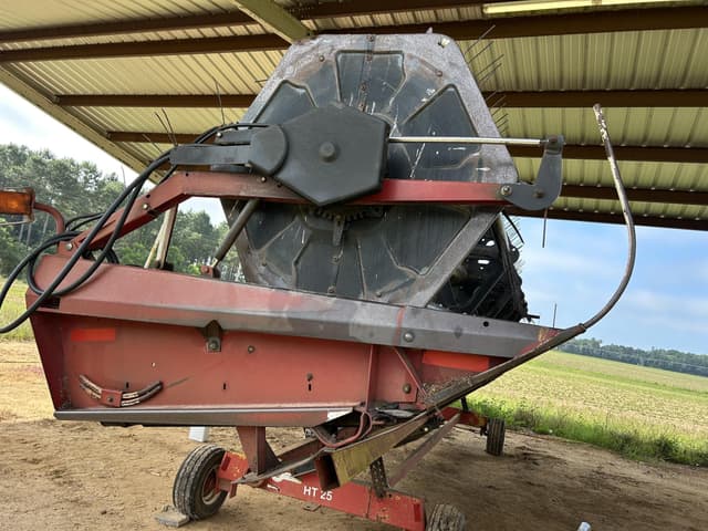 Image of Case IH 1052 equipment image 1