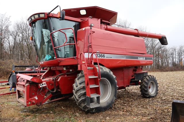 Image of Case IH 2366 equipment image 1