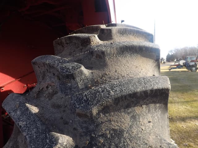 Image of Case IH 2366 equipment image 4