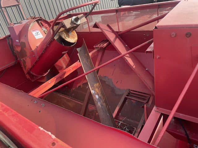 Image of Case IH 2366 equipment image 4