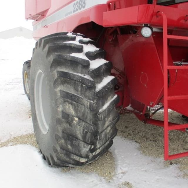 Image of Case IH 2388 equipment image 4
