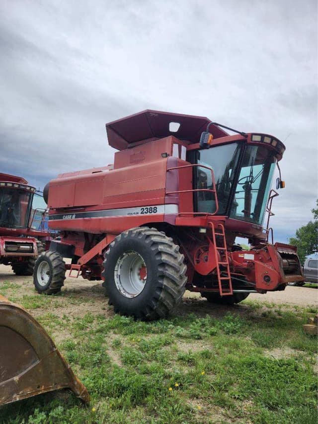 Image of Case IH 2388 equipment image 3