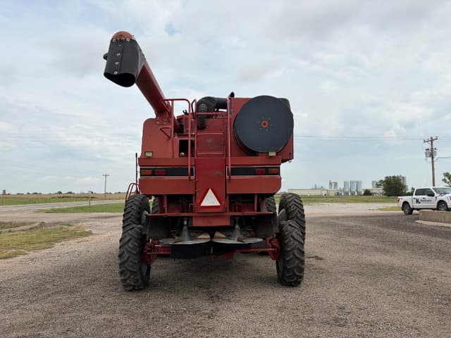 Image of Case IH 2388 equipment image 4