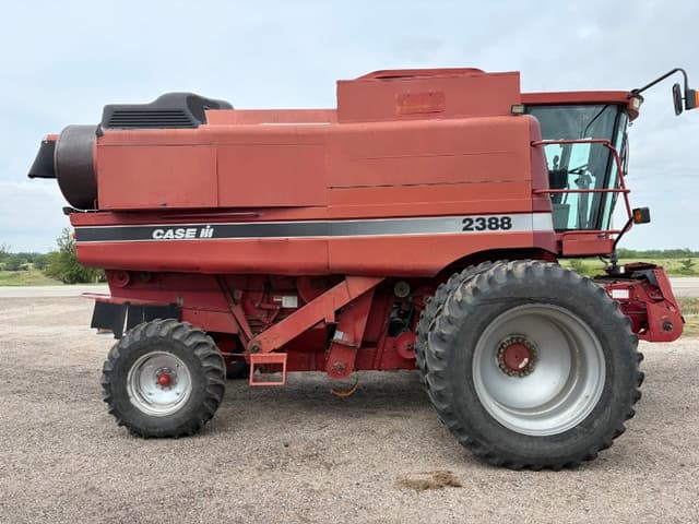 Image of Case IH 2388 equipment image 3