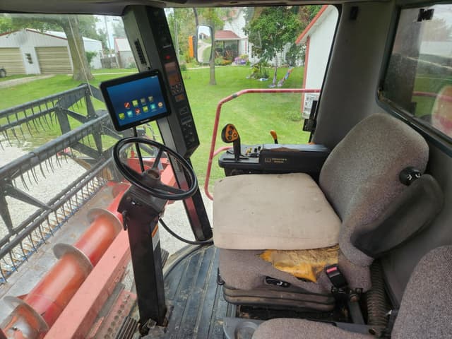 Image of Case IH 2388 equipment image 3