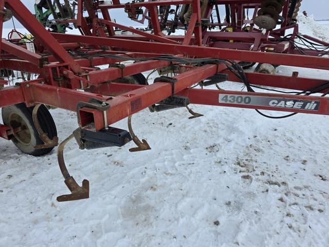 Image of Case IH 4300 equipment image 2