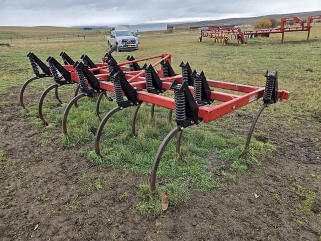 Image of Case IH 5850 equipment image 1