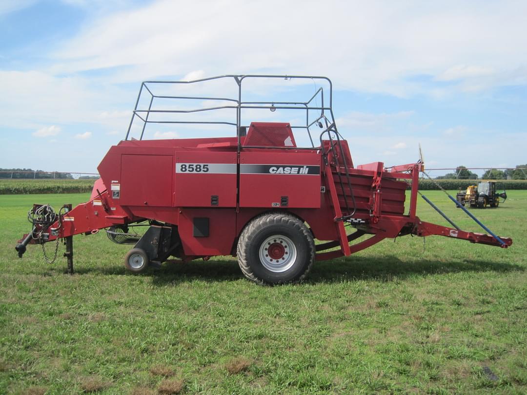 Image of Case IH 8585 Primary image