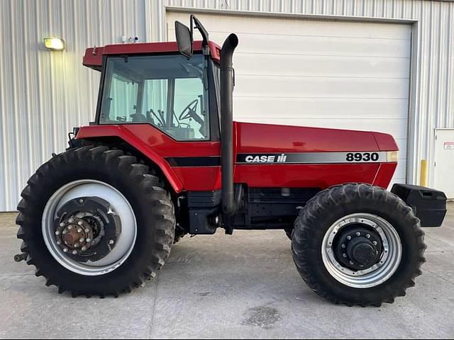 Image of Case IH 8930 equipment image 1