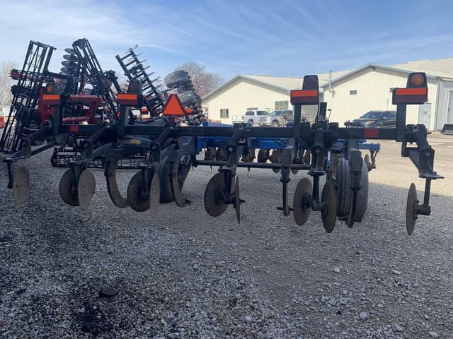 Image of Case IH Ecolo-Tiger 530B equipment image 2