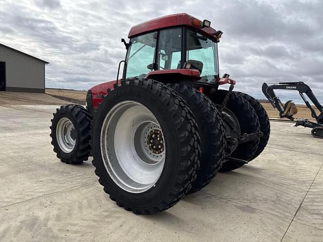 Image of Case IH MX120 equipment image 4