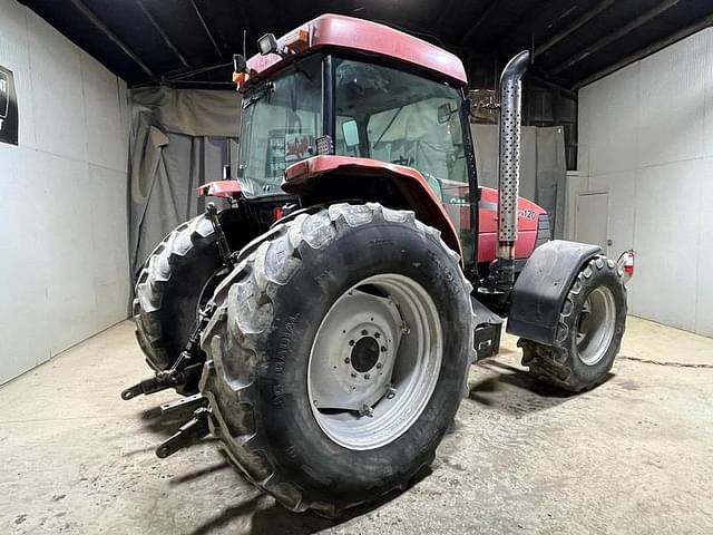 Image of Case IH MX120 equipment image 4