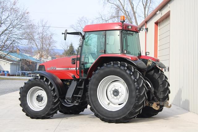 Image of Case IH MX135 equipment image 2