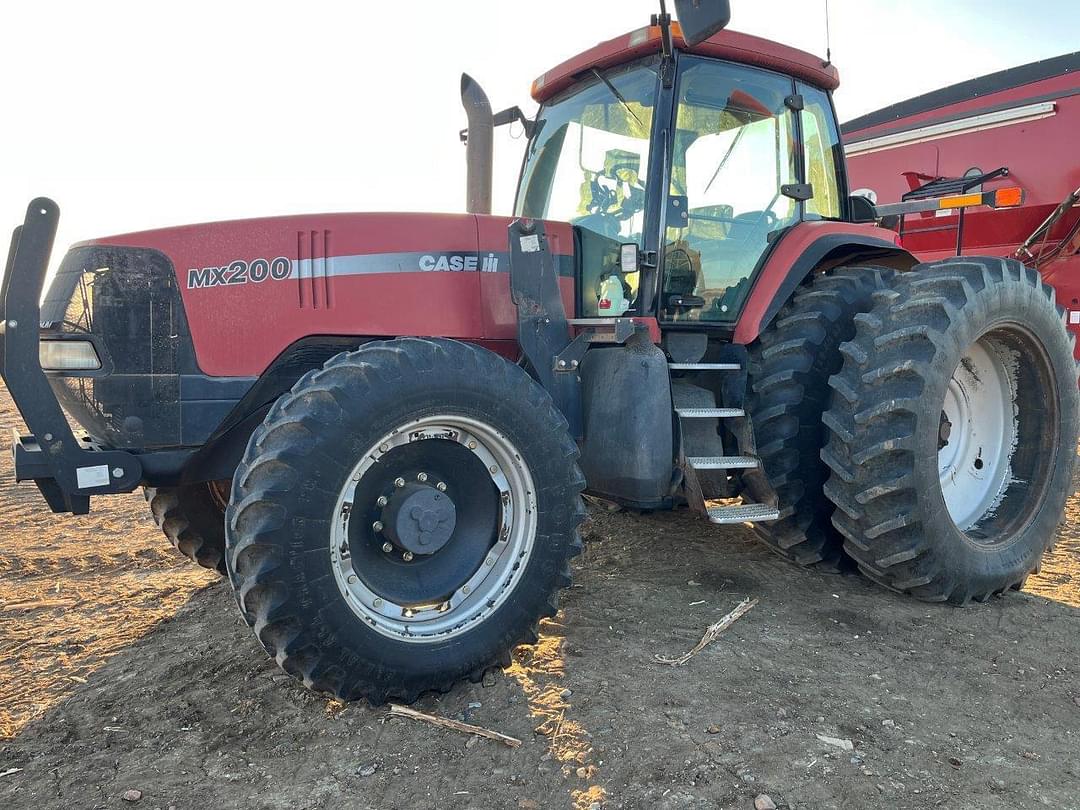 Image of Case IH MX200 Primary image