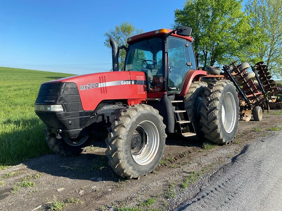 Image of Case IH MX200 Image 0