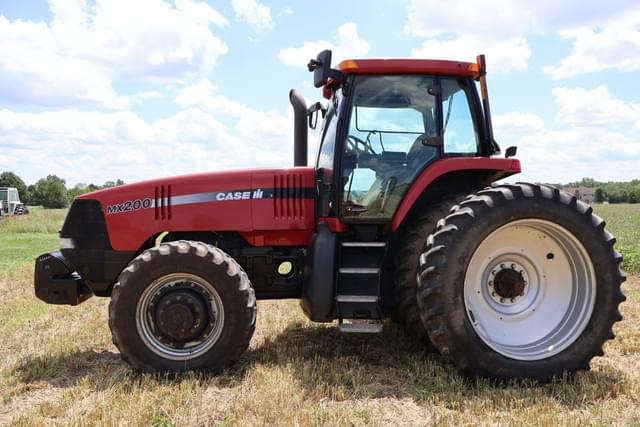 Image of Case IH MX200 equipment image 4