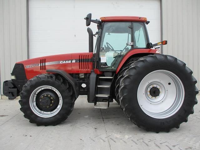 Image of Case IH MX200 equipment image 2