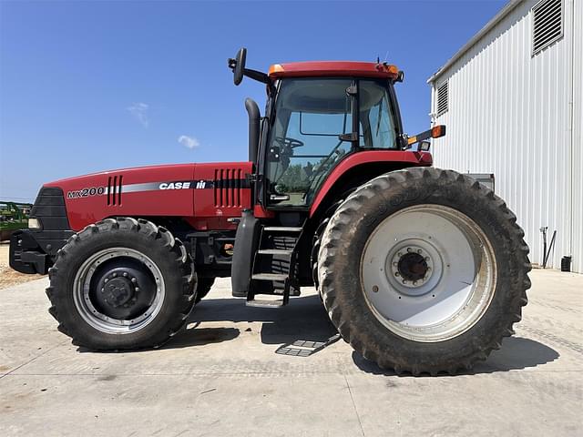 Image of Case IH MX200 equipment image 4