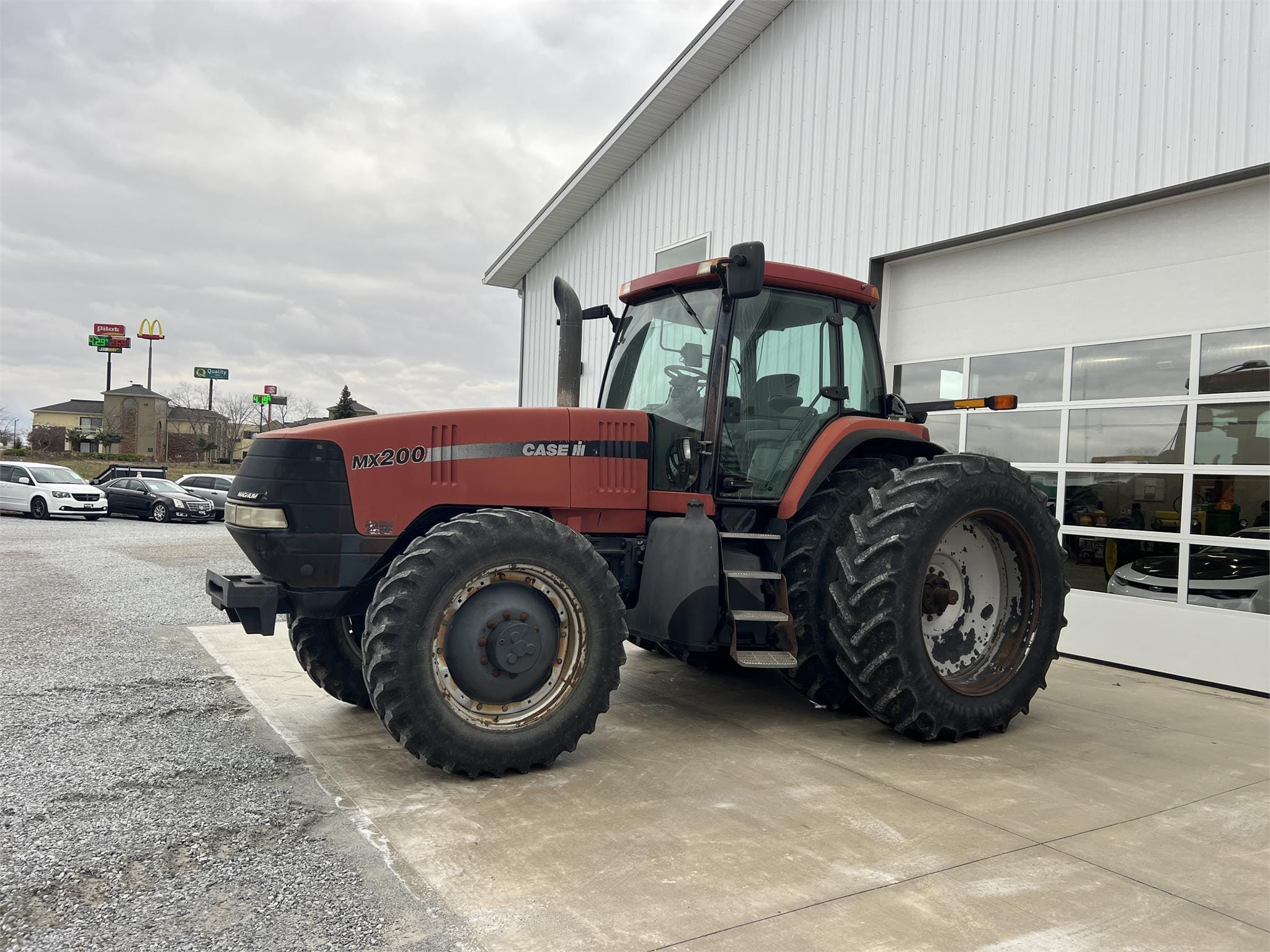 Main image Case IH MX200