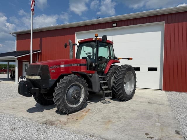 Image of Case IH MX220 equipment image 1