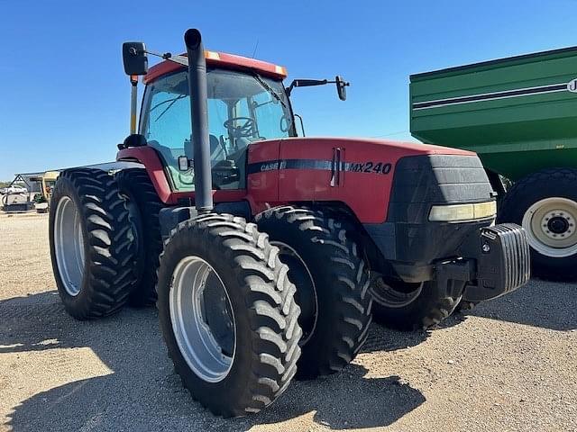 Image of Case IH MX240 Primary image