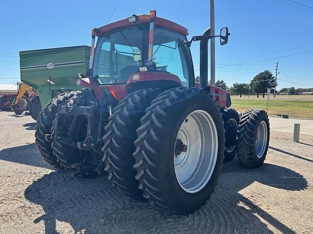 Image of Case IH MX240 equipment image 1