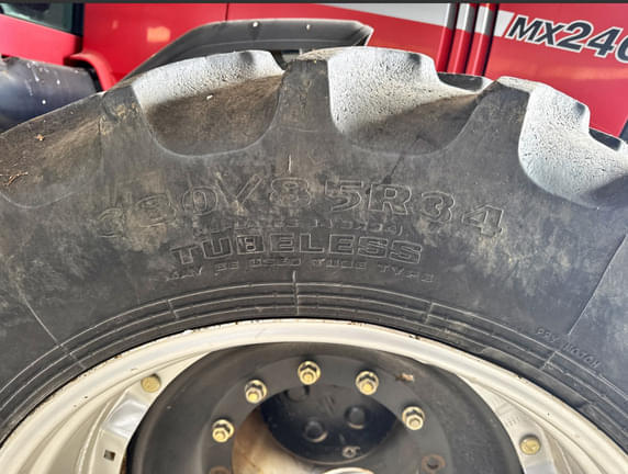 Image of Case IH MX240 equipment image 3