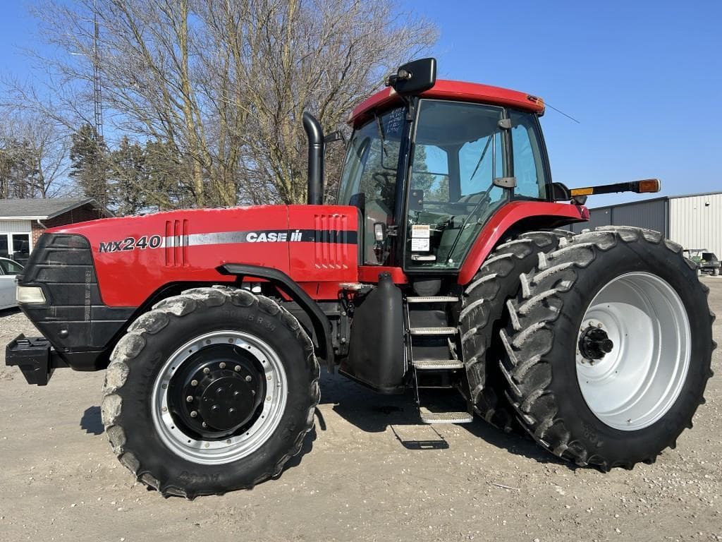 Image of Case IH MX240 Primary image