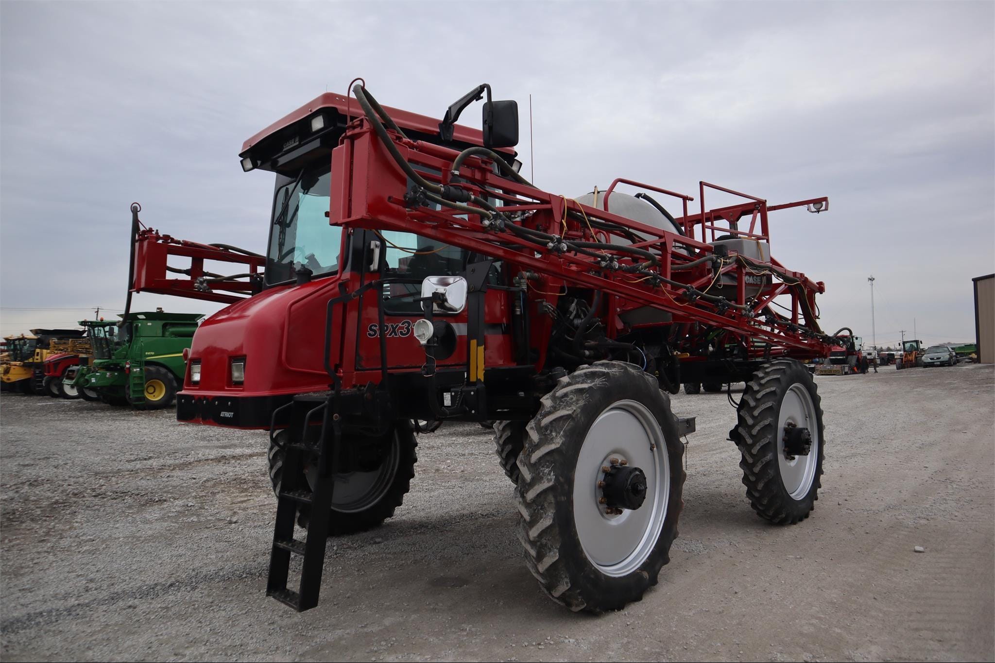 1999 Case IH SPX3185 Equipment Image0