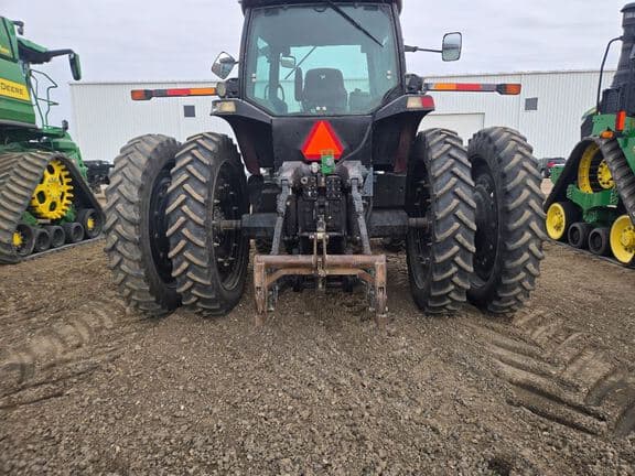 Image of Case IH MX240 equipment image 3