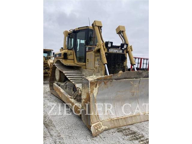 Image of Caterpillar D6R equipment image 1