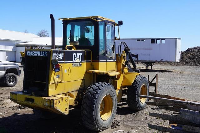 Image of Caterpillar IT24F equipment image 4
